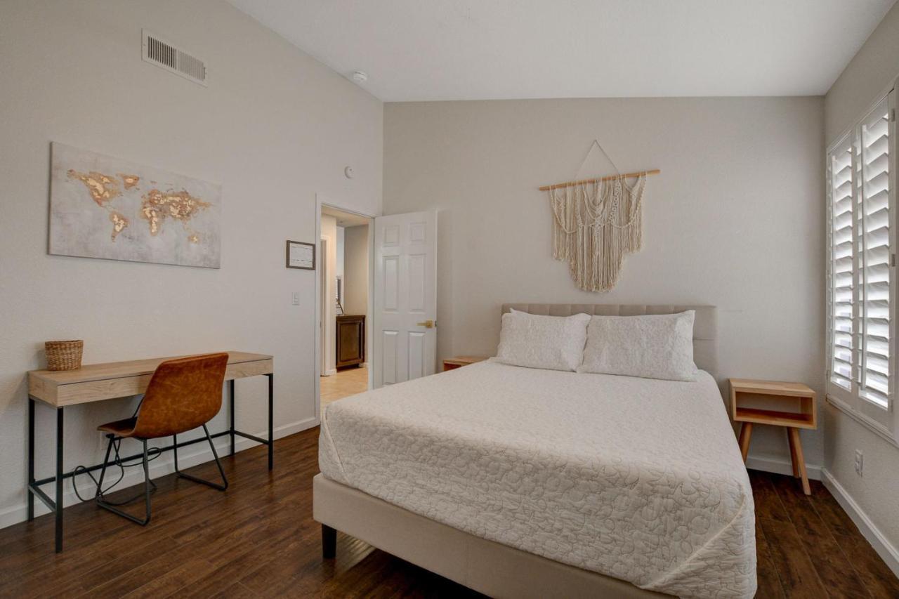 Mirage Pool House - Heart Of Lv, Swimming Pool, Games, Heavenly Relaxation *