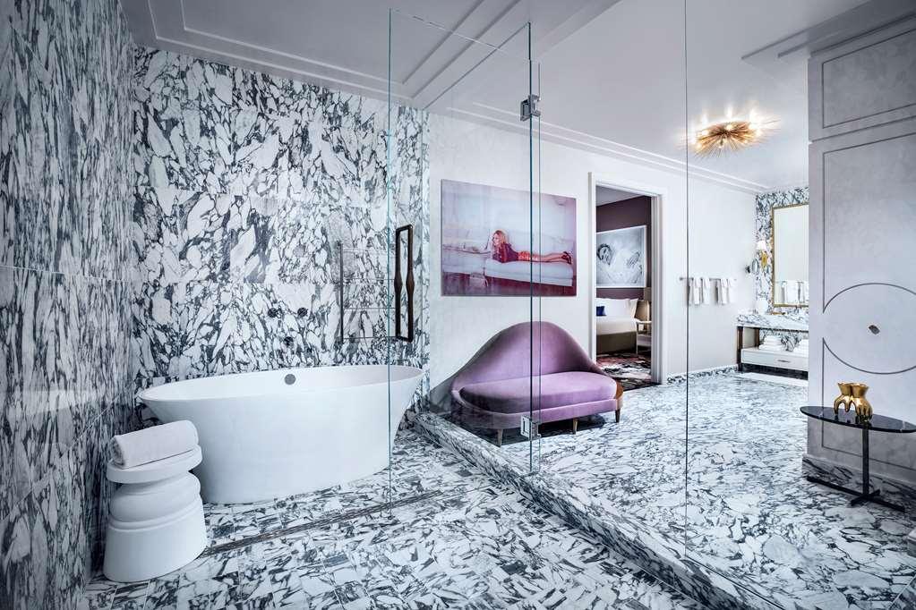 Palms Casino Hotel *