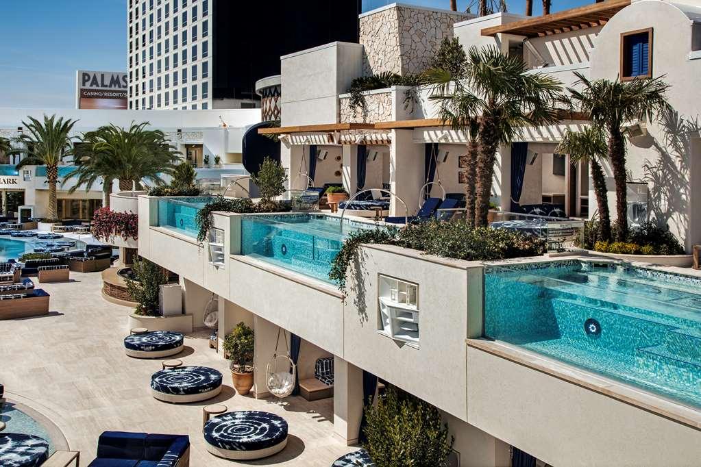 Palms Casino *