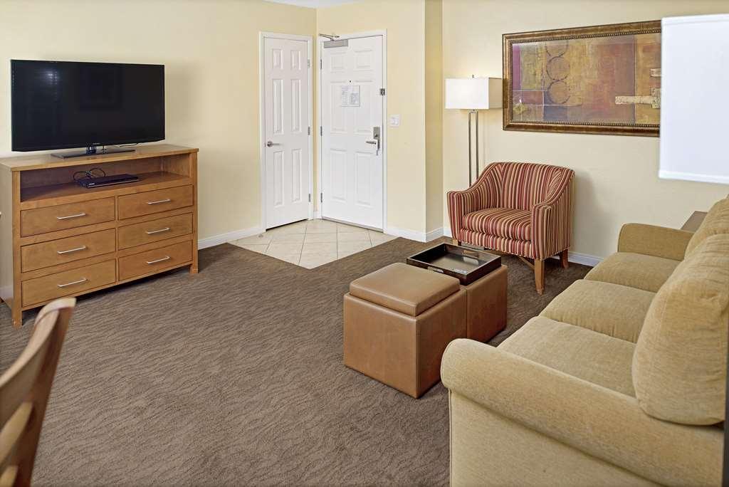 Hilton Vacation Club Desert Retreat Vegas Hotel