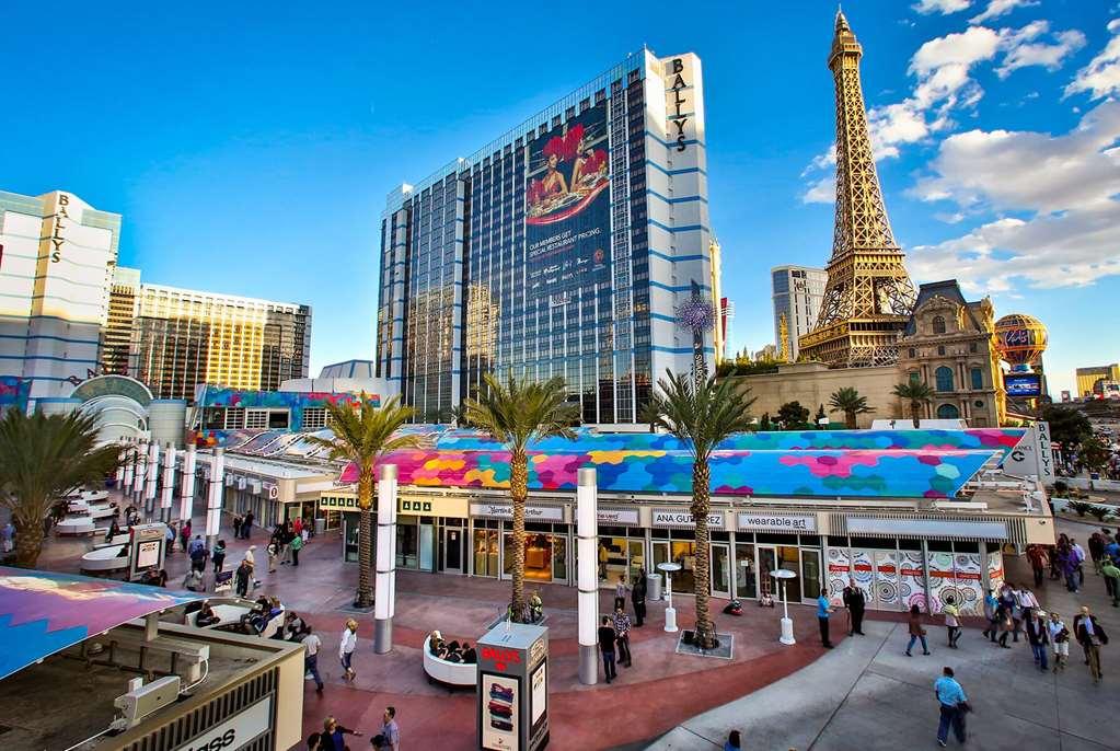 Horseshoe Vegas Center Strip, Trademark Collection *
