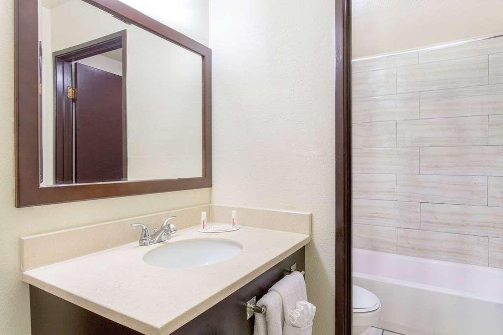 Days Vegas Airport Hotel