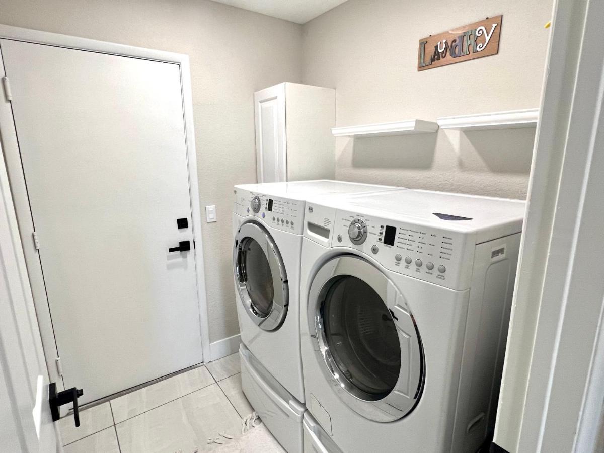 Luxury By Strip Pool And With Minivan Holiday home Las Vegas