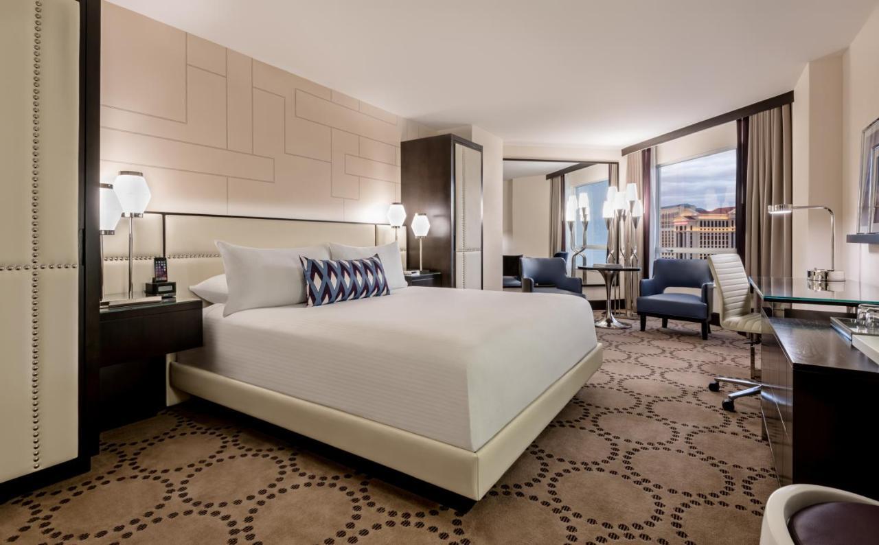 Beautiful Unit In Harrah's Casino Strip *