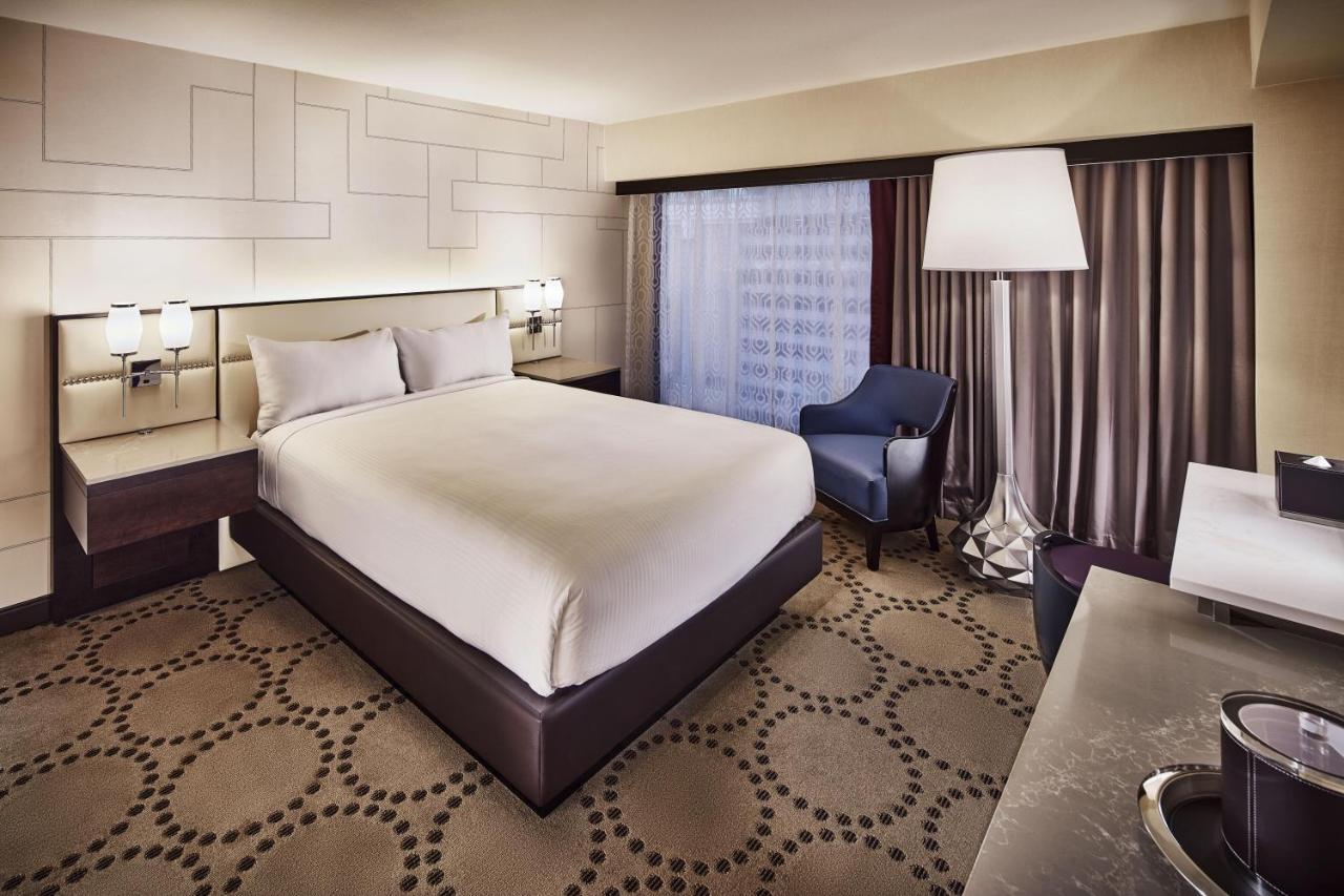 Beautiful Unit In Harrah's Casino Strip Aparthotel *