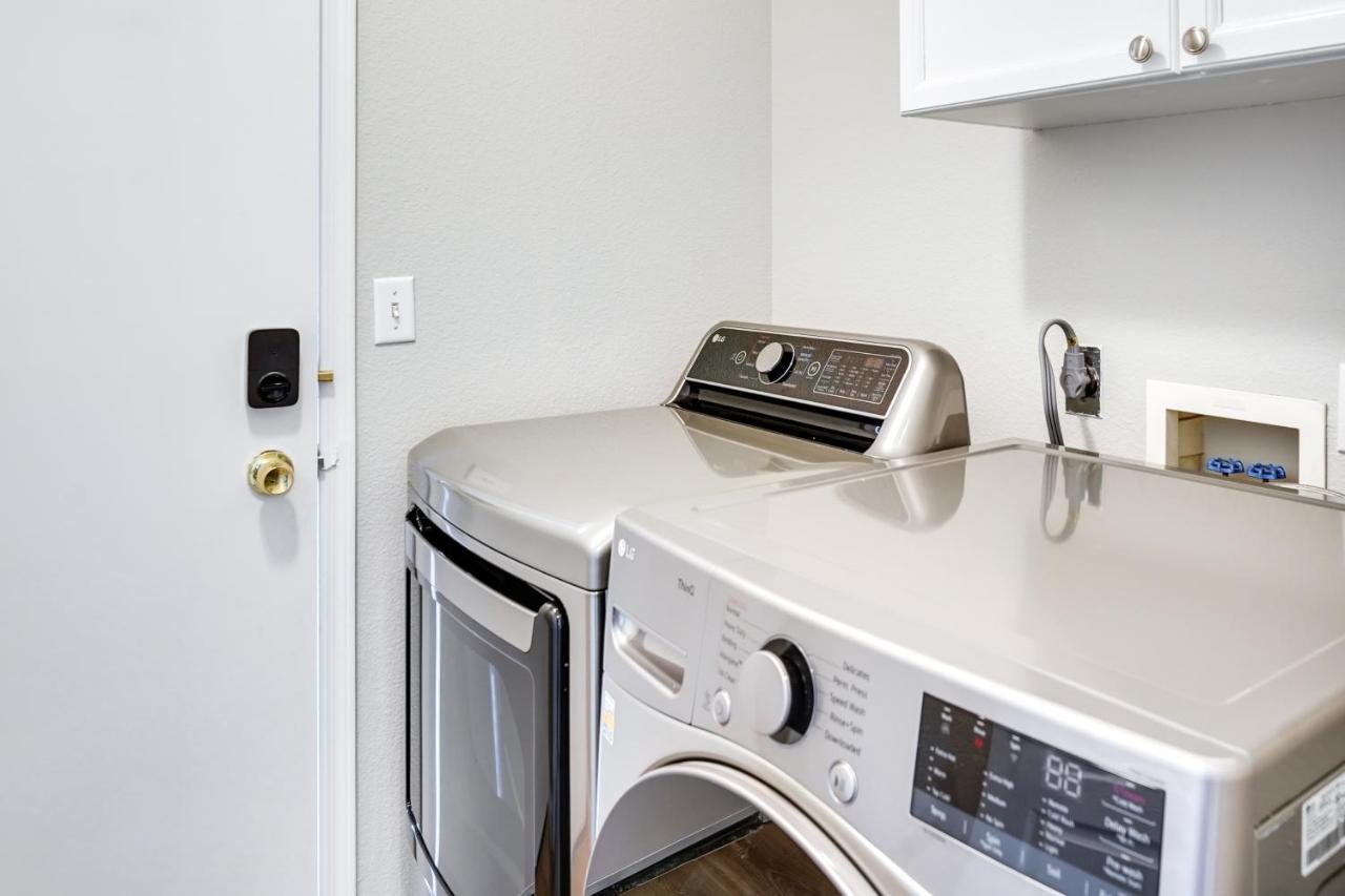 Spacious Vegas Near Casinos And Nightlife! Holiday home *