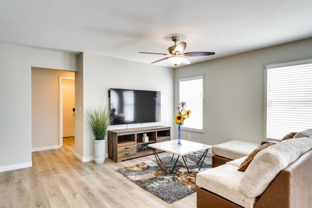 Spacious Vegas Near Casinos And Nightlife! Holiday home