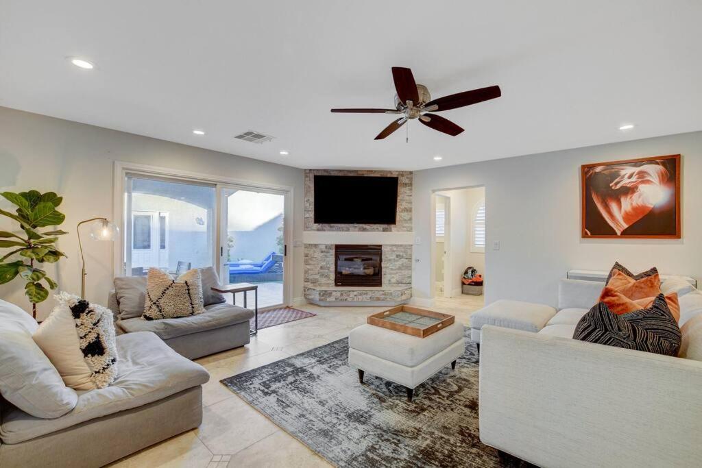 Beautiful 5br W/king Beds, Pool & Hot Tub, Games