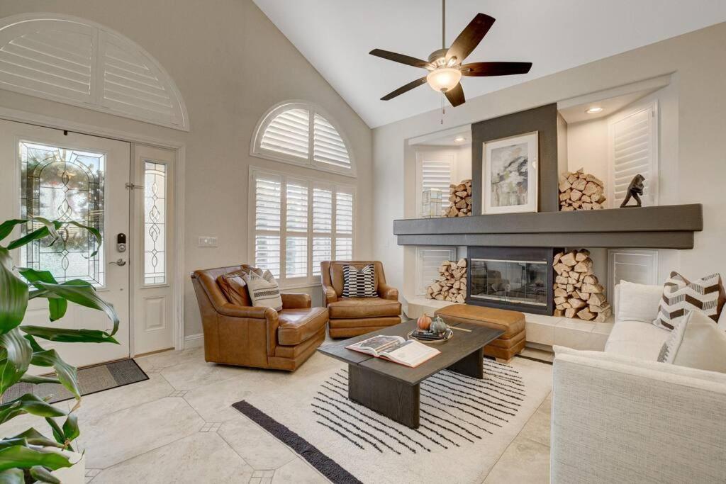 Beautiful 5br W/king Beds, Pool & Hot Tub, Games Holiday home Las Vegas
