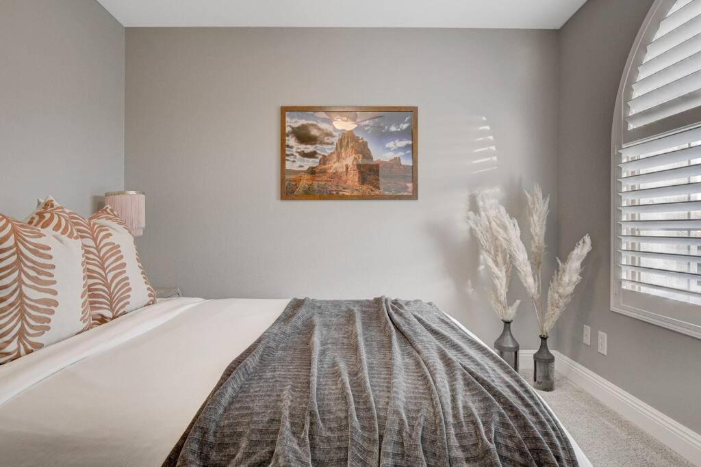 Beautiful 5br W/king Beds, Pool & Hot Tub, Games Сasa de vacaciones