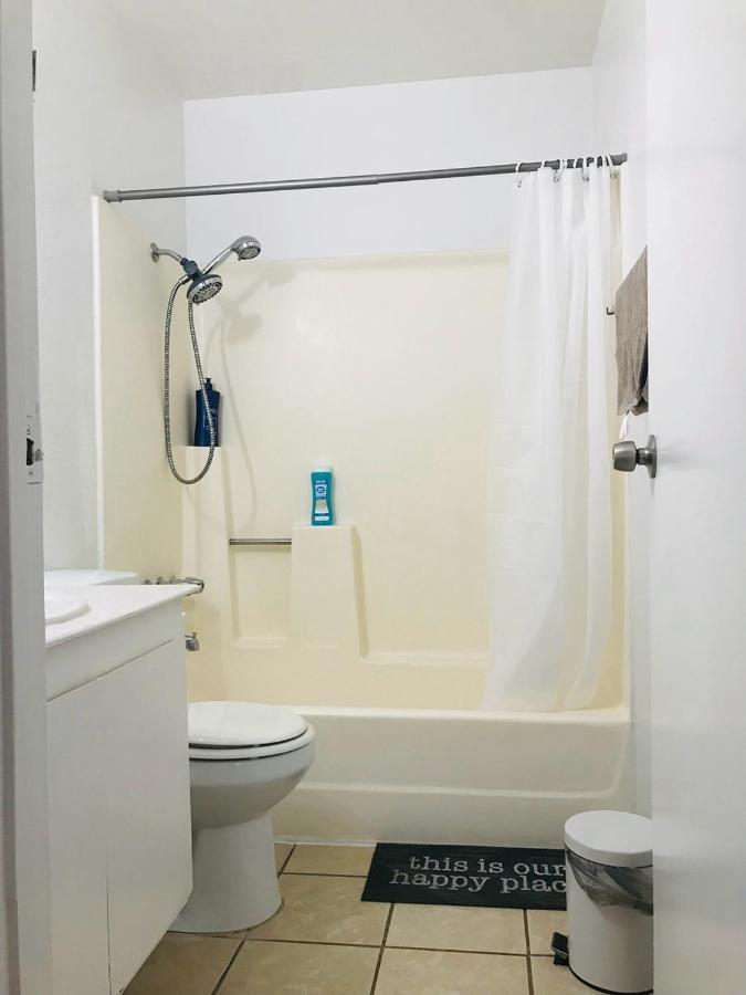 Super Comfortable And Beautiful 3 Bedrooms, 2 Baths House Renting Holiday home *
