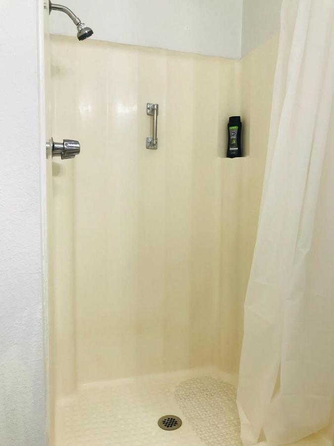 Super Comfortable And Beautiful 3 Bedrooms, 2 Baths House Renting Holiday home Las Vegas