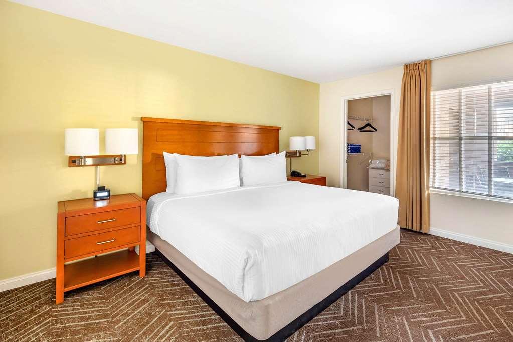 Hilton Vacation Club Desert Retreat Vegas Hotel Las Vegas