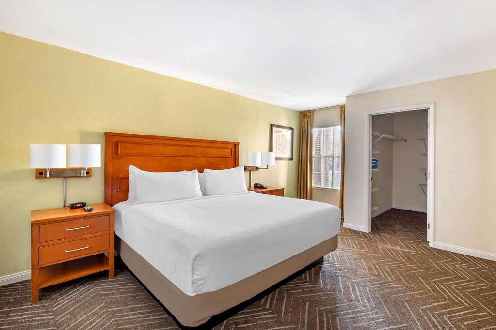 Hilton Vacation Club Desert Retreat Vegas Hotel