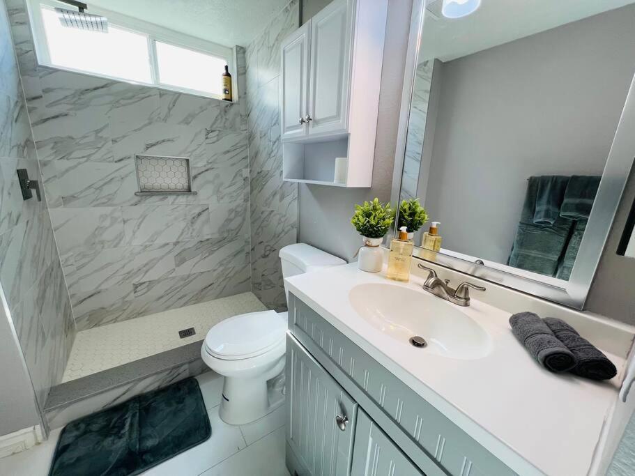 Oh My Gosh! Look At One! Holiday home Las Vegas