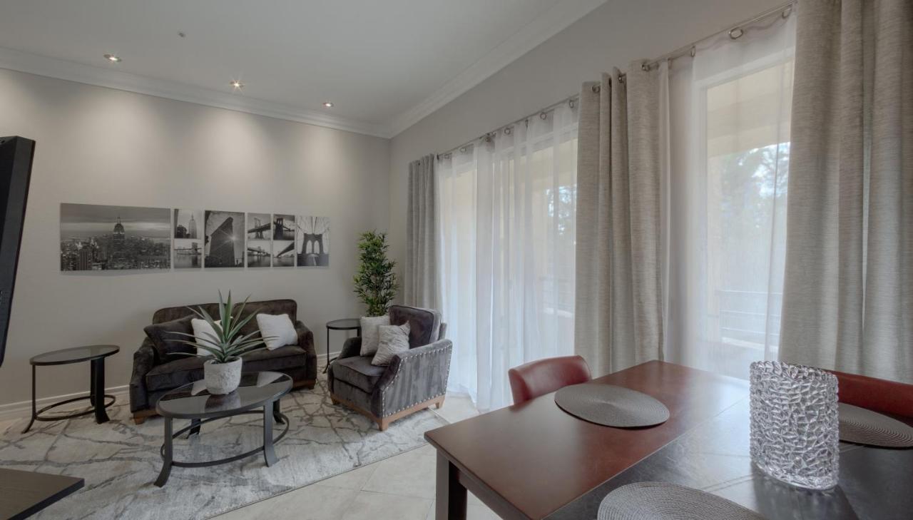Fabulous Penthouse Vegas Strip View With Amenities! 5 Min Walk To Main Attractions! Only Long Term Min 30 Nights! Las Vegas