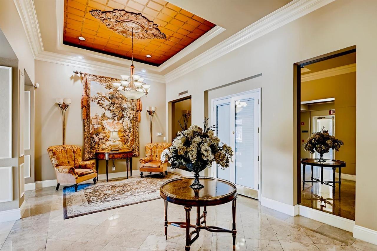 Fabulous Penthouse Vegas Strip View With Amenities! 5 Min Walk To Main Attractions! Only Long Term Min 30 Nights! Appartement Las Vegas