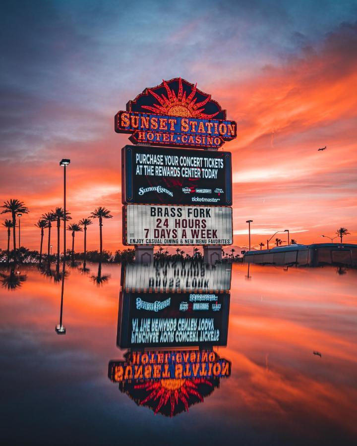 Sunset Station & Casino Hotel 4*
