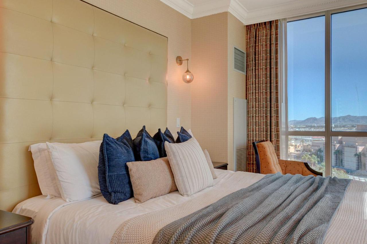 Mgm Signature Upgraded 1bd/2bth W/balcony *