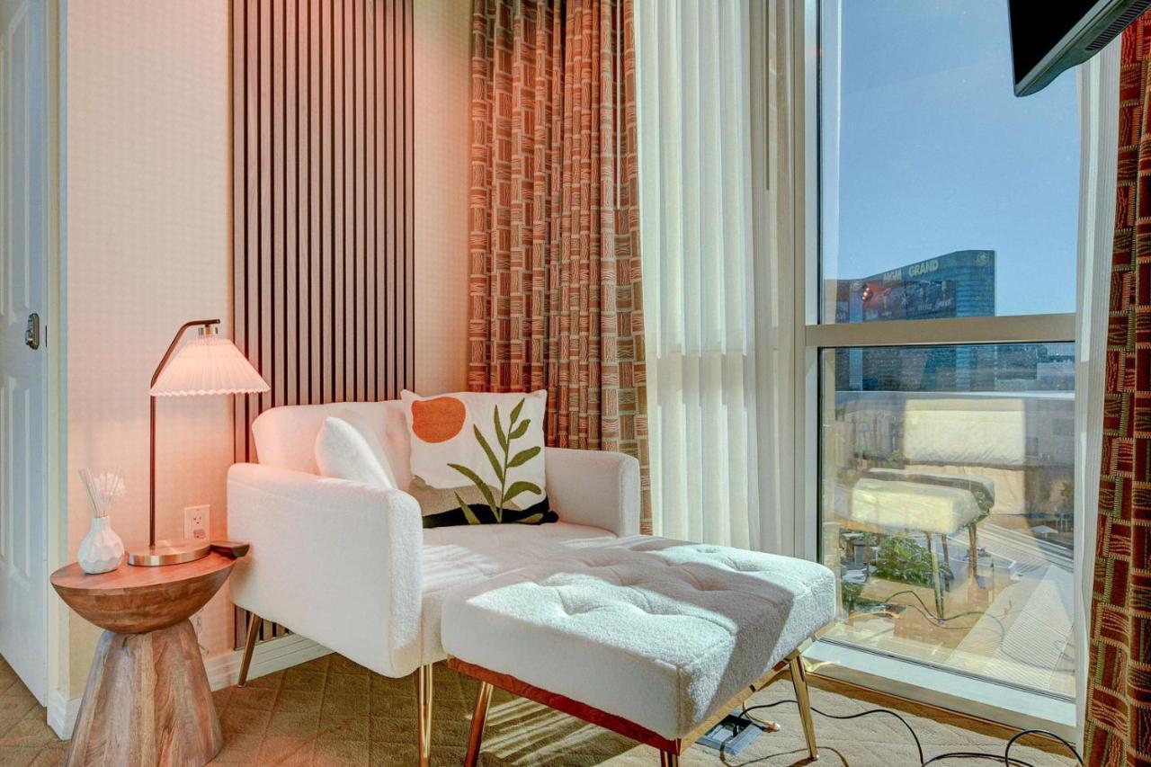 Mgm Signature Upgraded 1bd/2bth W/balcony