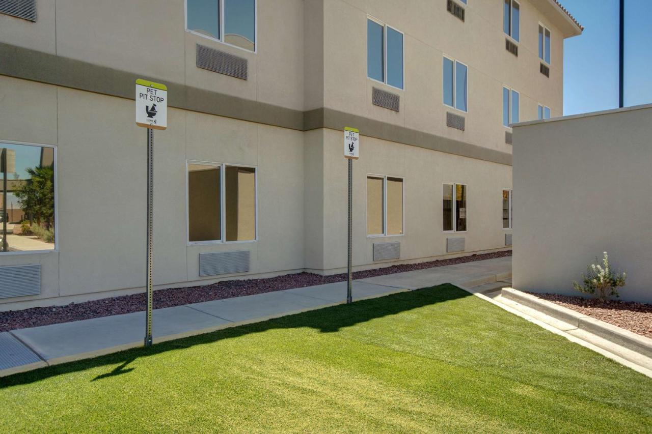 Hotel Home2 By Hilton Vegas North 3*