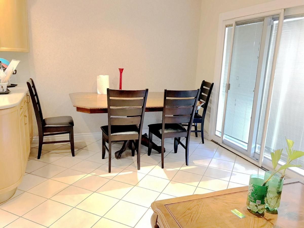 New Bedroom Queen Size Bed At Vegas For Rent-4 Homestay