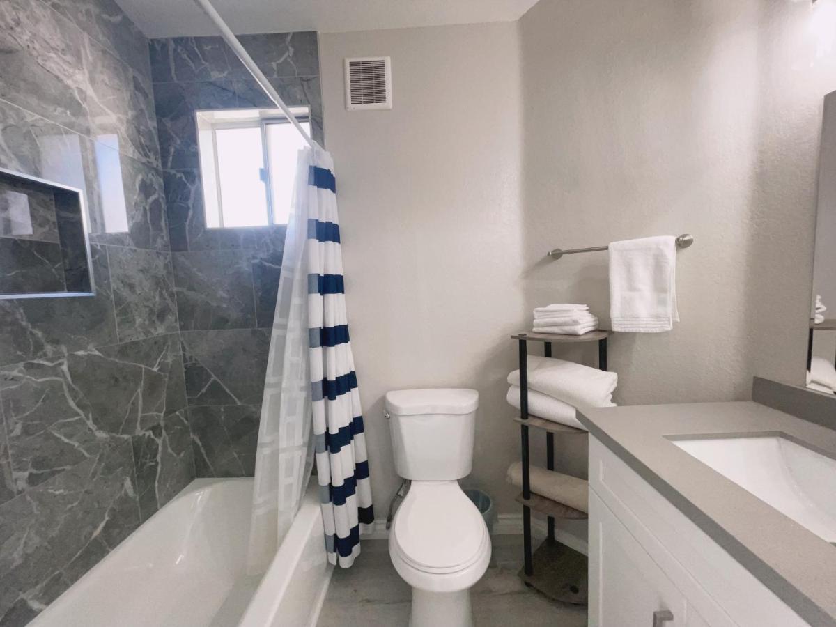 Pool House Newly Remodeled 3bed 3bath Near Dt Summerlin And Red Rock * Las Vegas