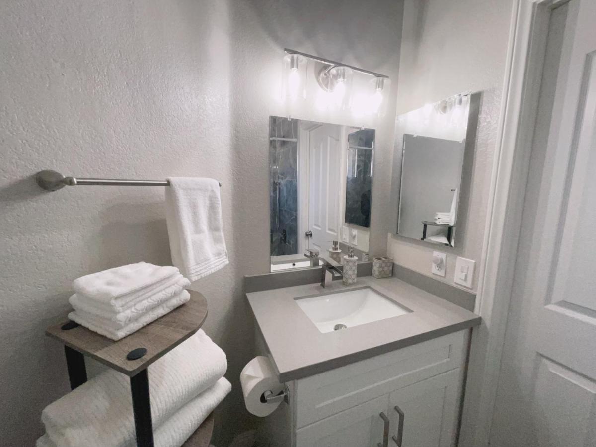 Pool House Newly Remodeled 3bed 3bath Near Dt Summerlin And Red Rock *