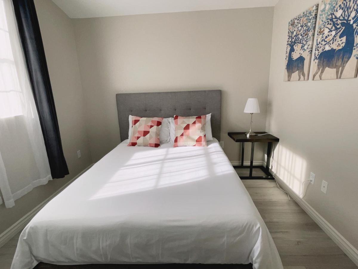 Pool House Newly Remodeled 3bed 3bath Near Dt Summerlin And Red Rock Las Vegas