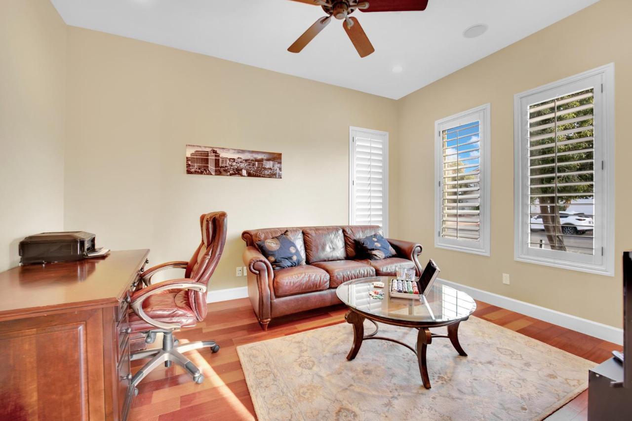 Oasis Retreat At Henderson Greens *
