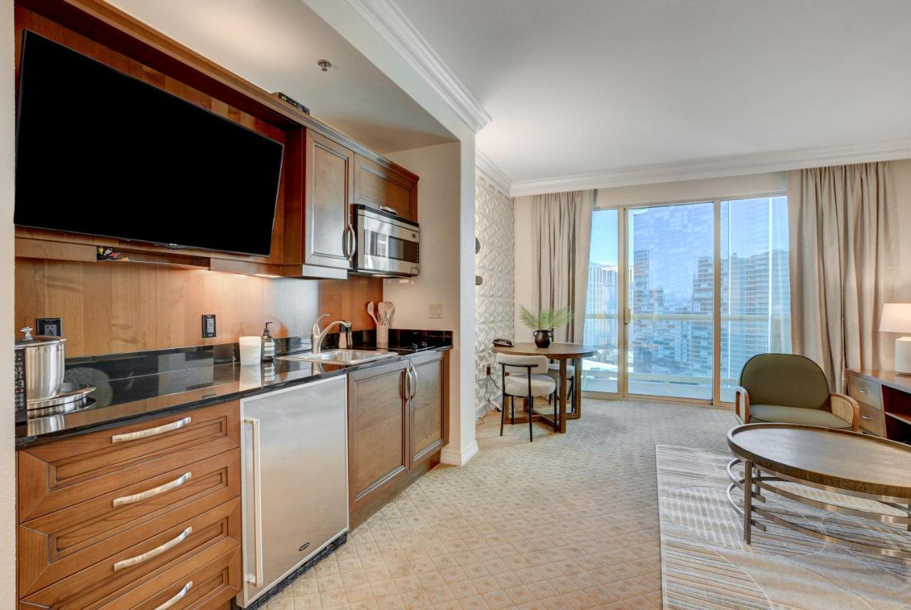 Blu Cashmere * Mgm Signature 23rd Flr W/balcony Strip View