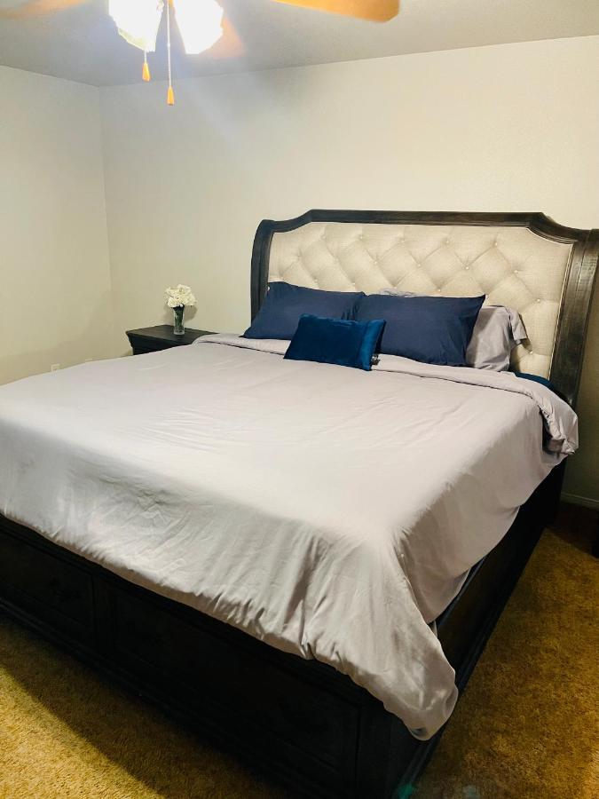 3br King Suite/near Strip/wi-fi Casa de férias *