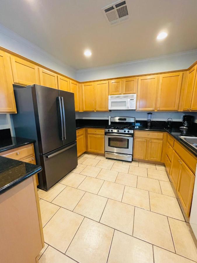 3br King Suite/near Strip/wi-fi *