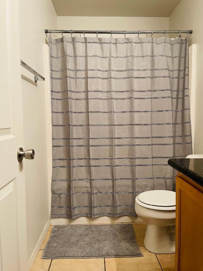 3br King Suite/near Strip/wi-fi Casa de férias *
