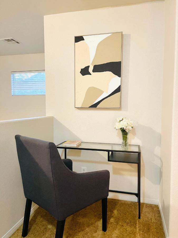 3br King Suite/near Strip/wi-fi *