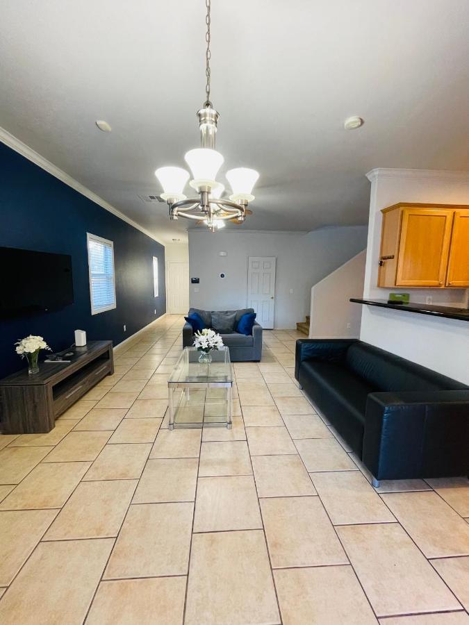 Casa de férias 3br King Suite/near Strip/wi-fi