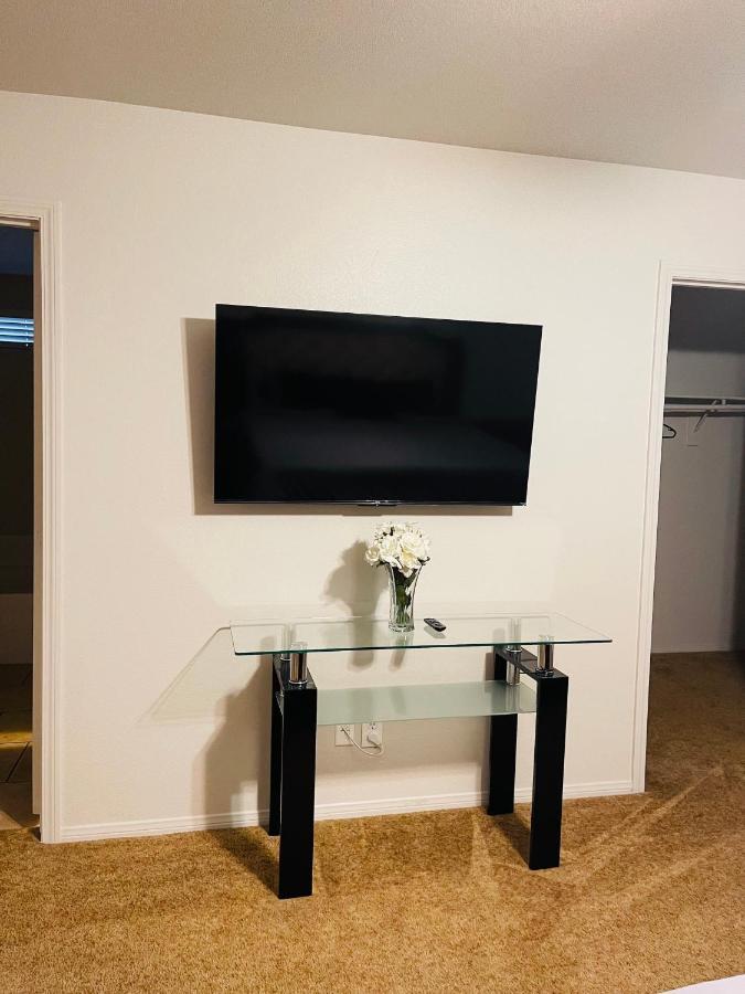 Casa de férias 3br King Suite/near Strip/wi-fi