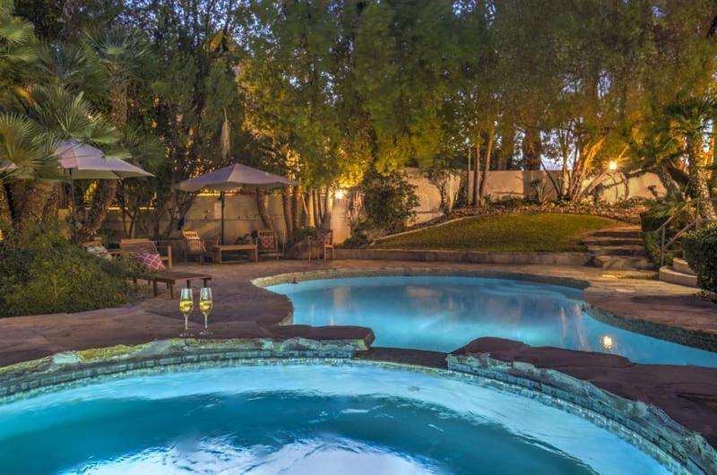 Greens- 5,700sf Luxury Vegas Pool Villa