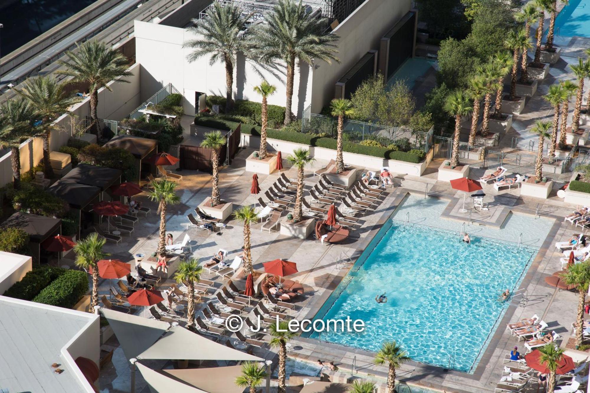 No Fee Strip View Balcony+free Valet+ Pool Сasa de vacaciones