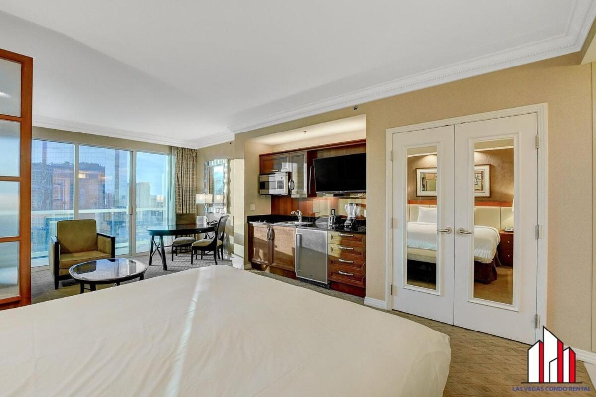 Holiday home Mgm Signature-25-805 Balcony Strip Sphere F1 Views Las Vegas
