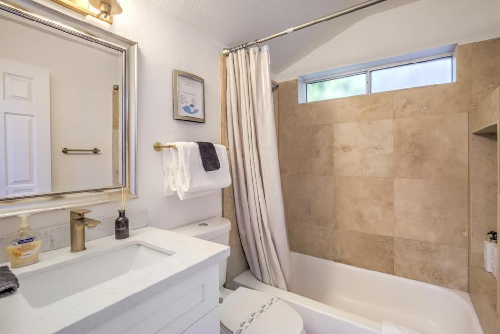 Greens- 5,700sf Luxury Vegas Pool Villa Las Vegas