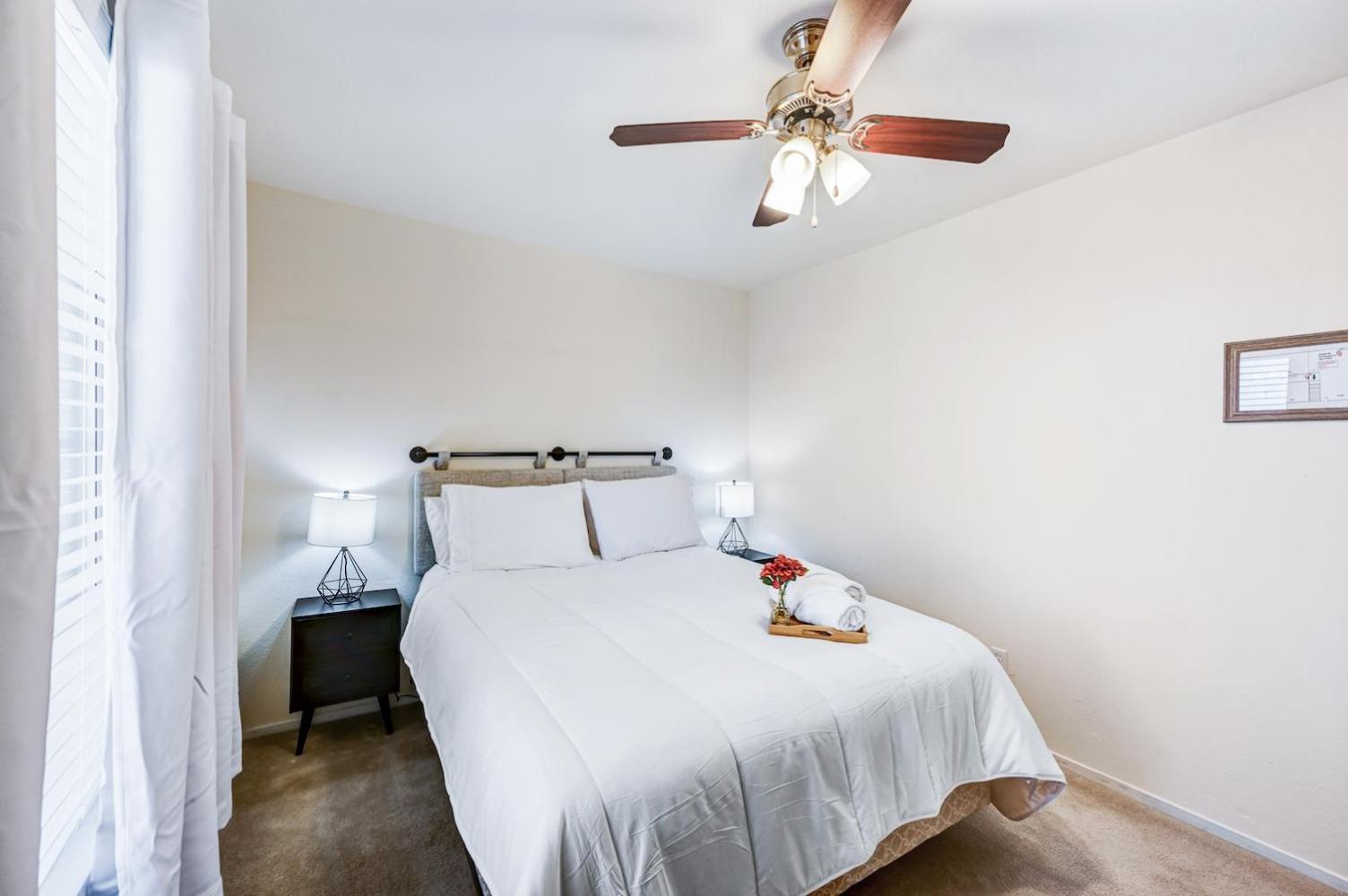 Chic Vegas Retreat: Near Attractions Casa vacanze