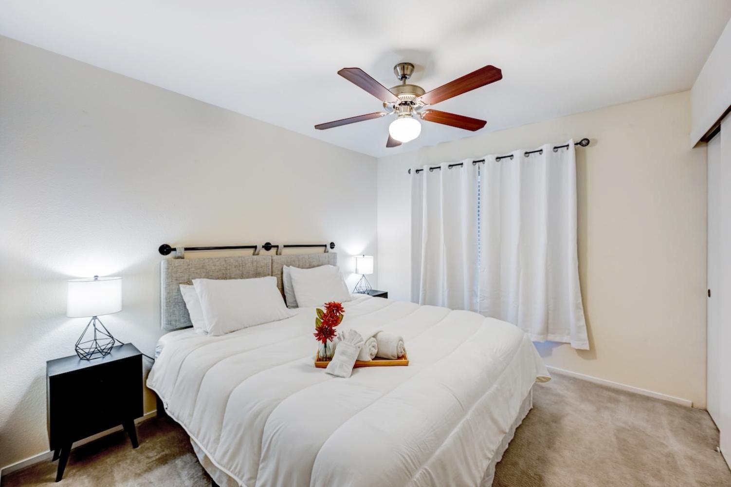 Chic Vegas Retreat: Near Attractions *