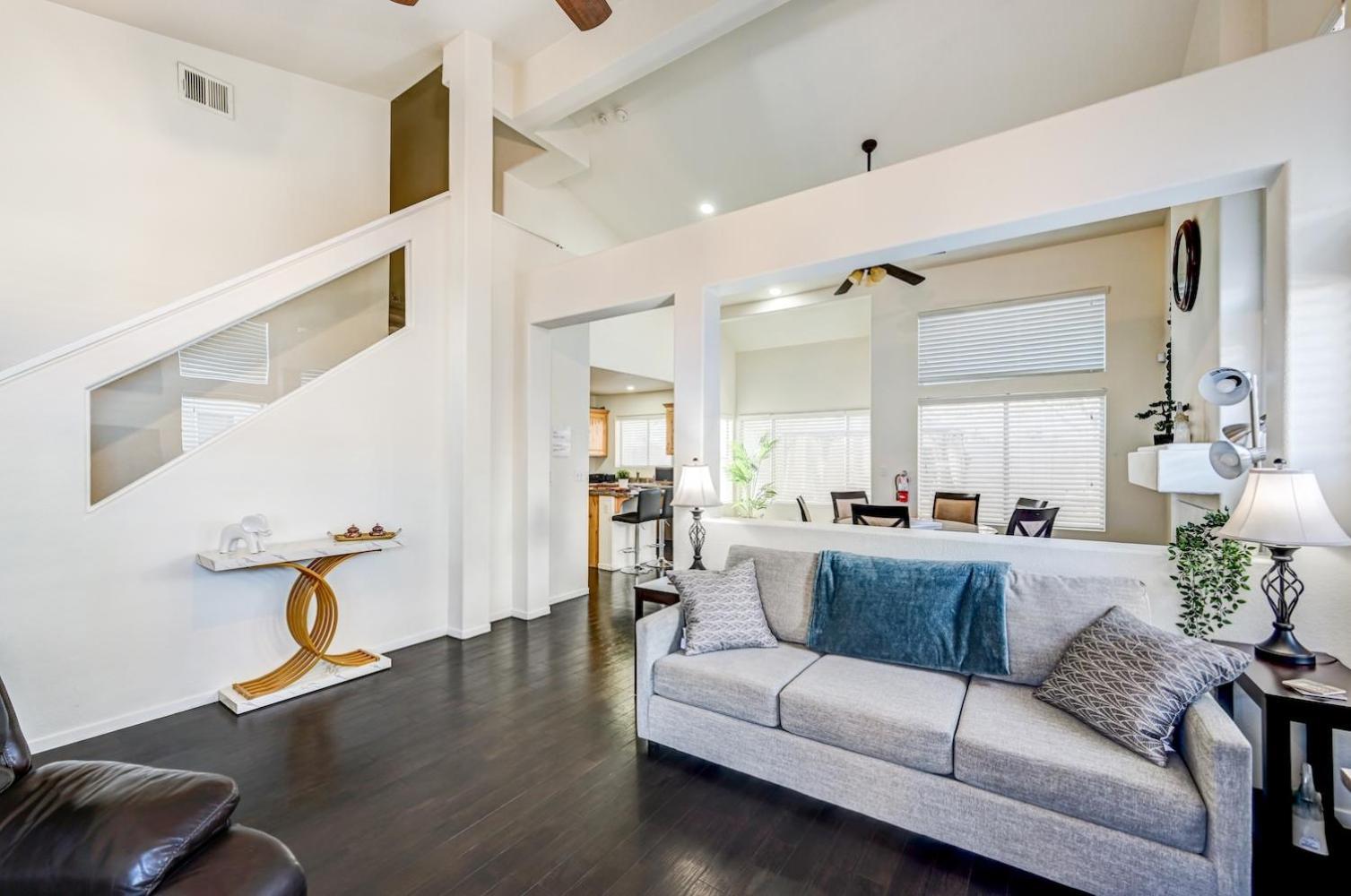 Chic Vegas Retreat: Near Attractions * Las Vegas