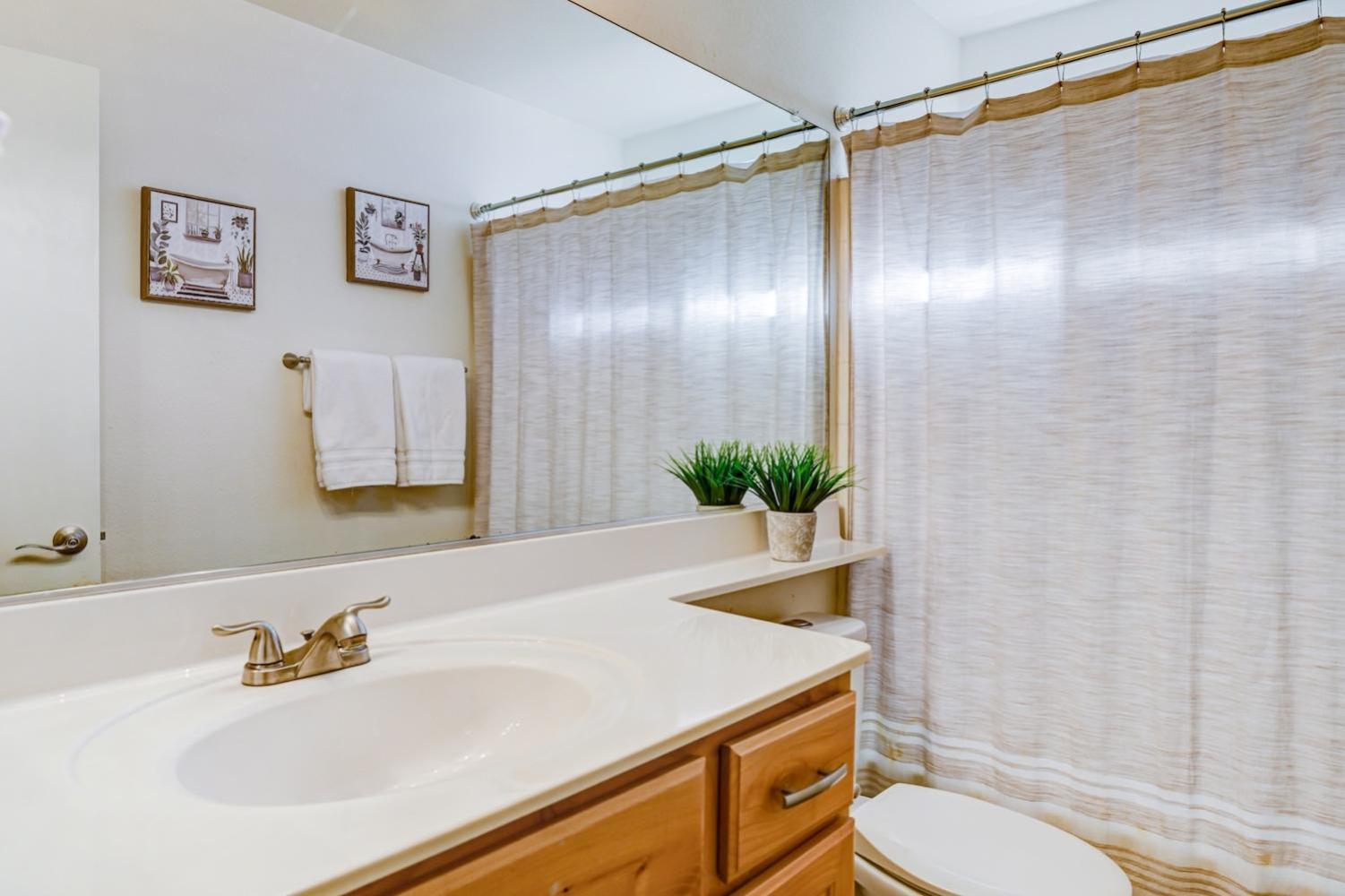 Chic Vegas Retreat: Near Attractions *