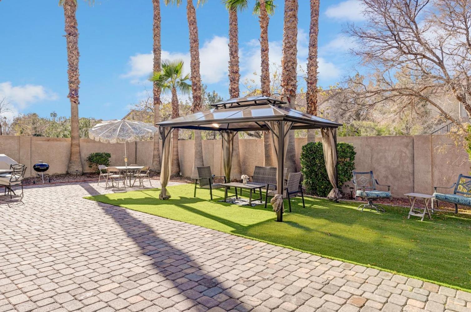 Chic Vegas Retreat: Near Attractions Casa vacanze