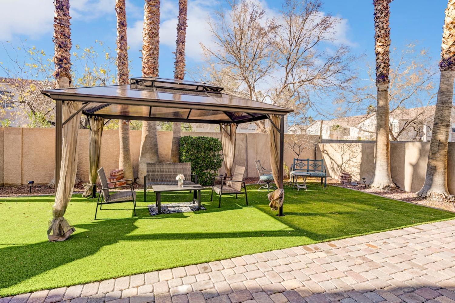Casa vacanze Chic Vegas Retreat: Near Attractions *