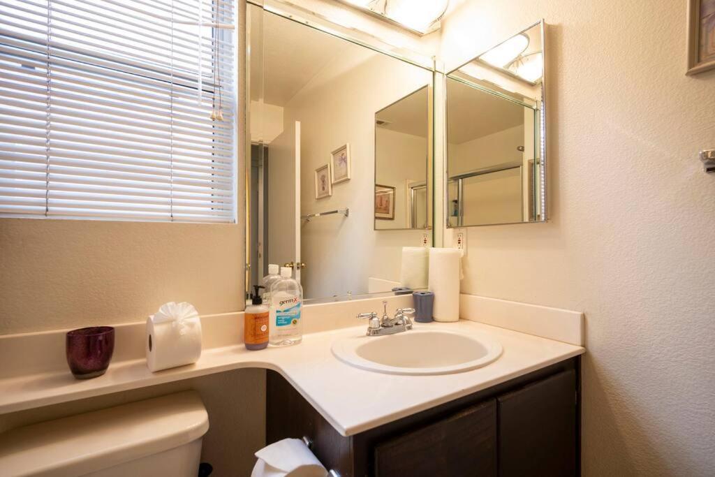 Holiday home South Point Mgm 7 Mi. Lv Raiders, Adults Only *