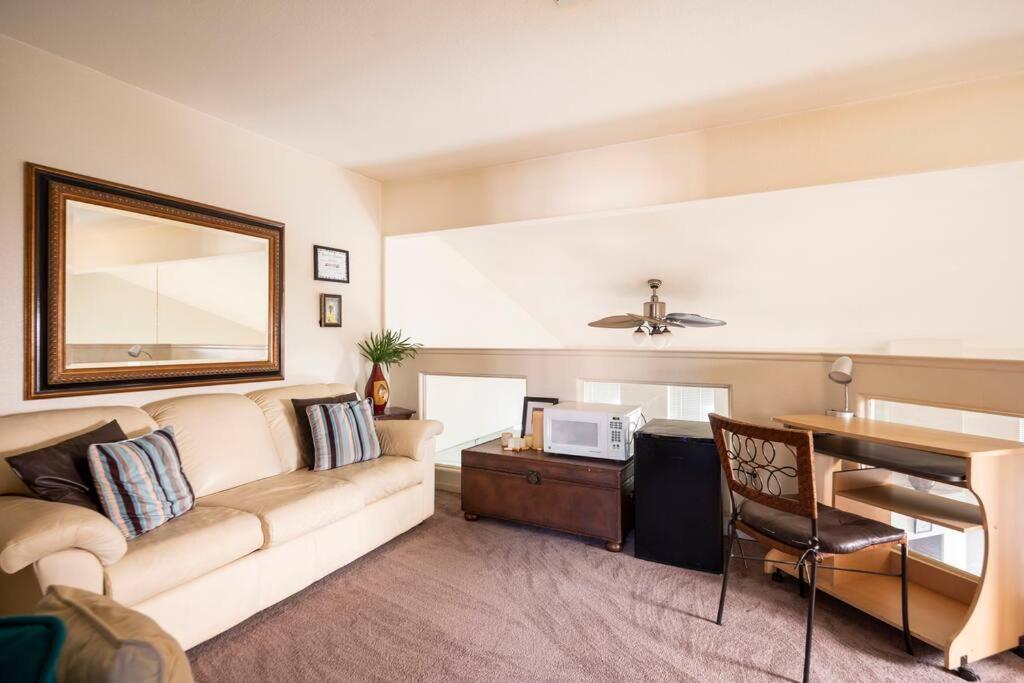 South Point Mgm 7 Mi. Lv Raiders, Adults Only Holiday home