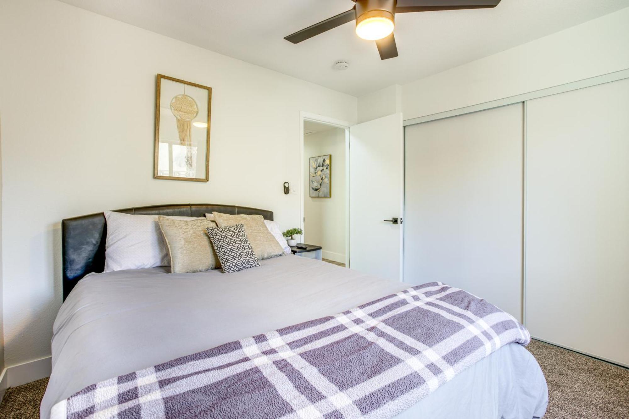 Pet-friendly Vegas With Pool 4 Mi To Strip * Las Vegas